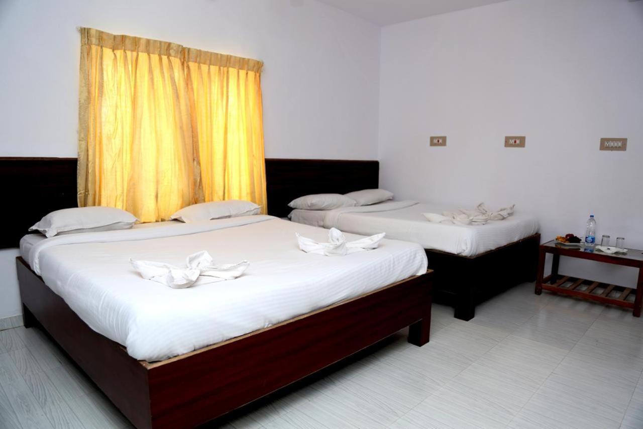 La Flora Beverly Hill Resort Madikeri Exterior photo
